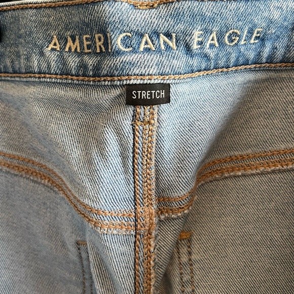 American Eagle Denim Shorts 90s Boyfriend Style - Picture 3 of 10